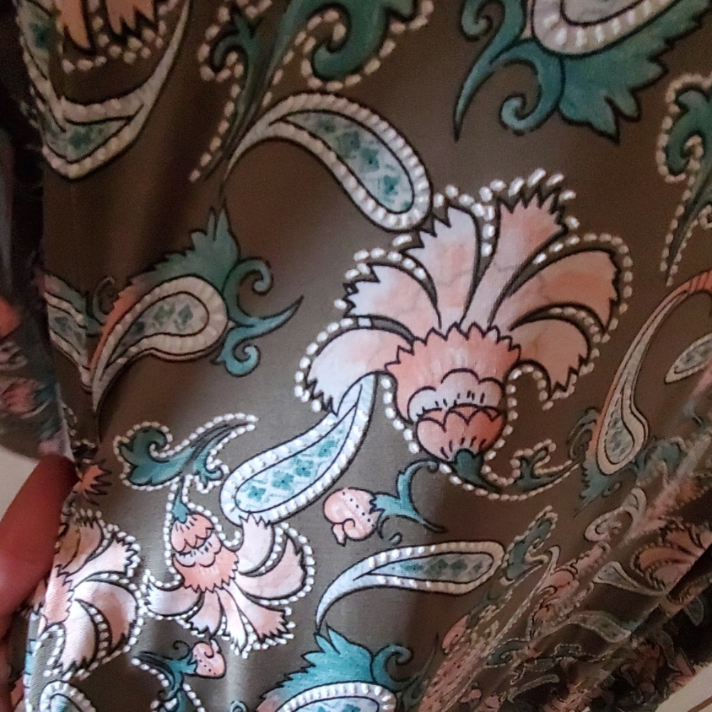 Top - Picture 3 of 3